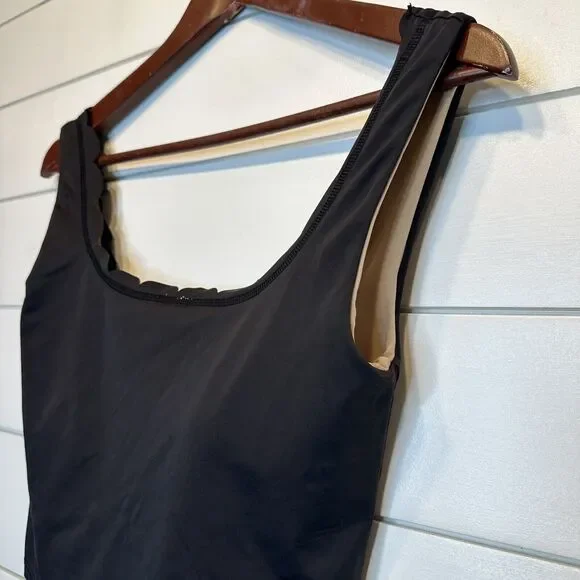 Kortni Jeane Swimsuit Small Medium Pink Black White Cut Out Flower Skirt Top - Picture 4 of 16